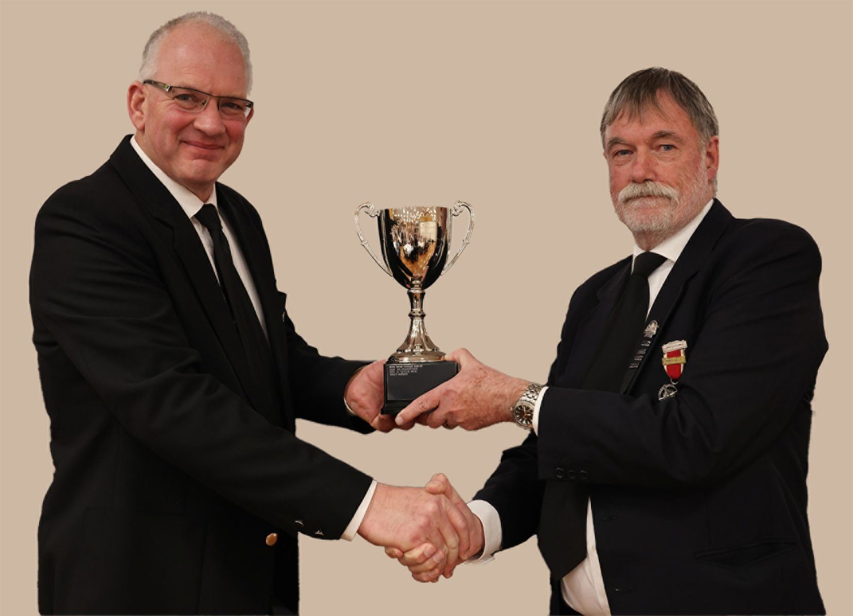 13 _ dave fake _ mens small.jpg