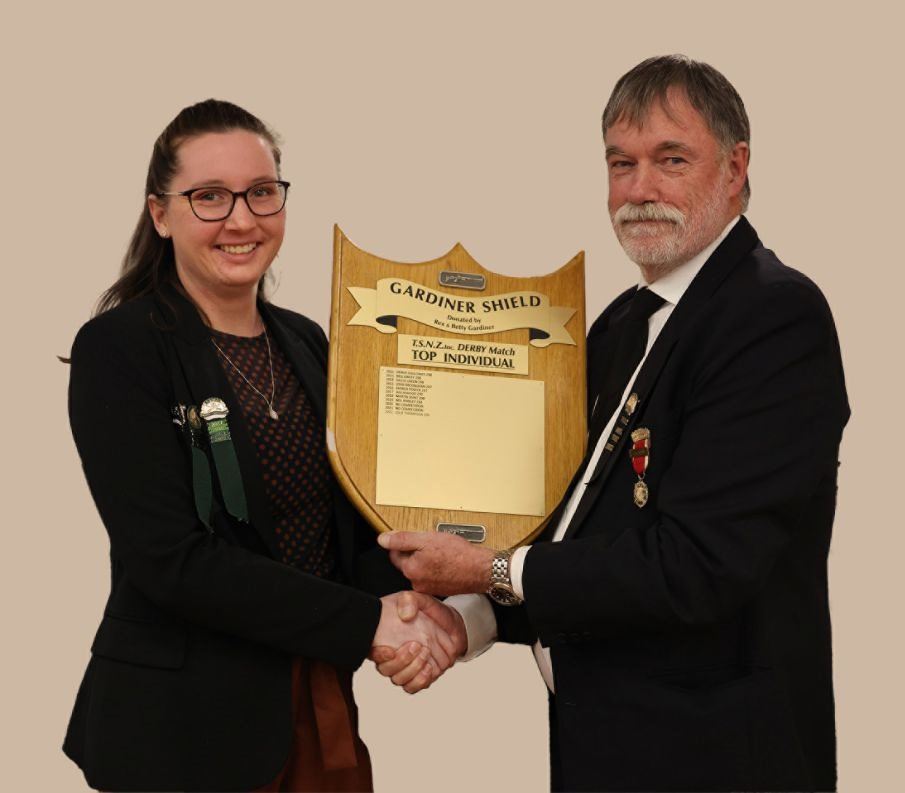 31 _ gardiner shield small.jpg